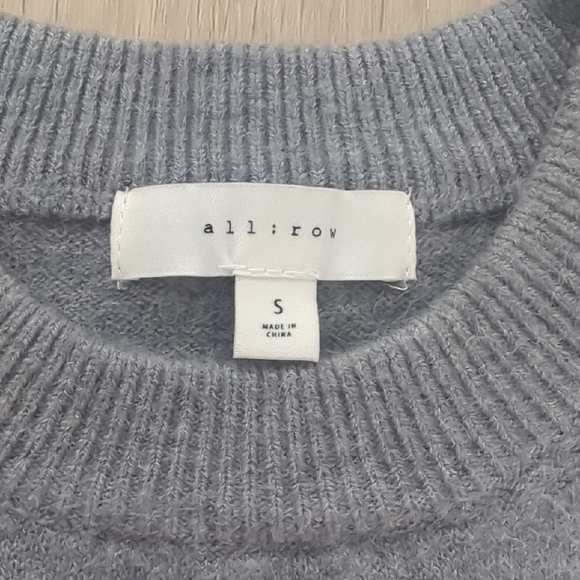 Gray Sleeveless Knit Top - Picture 3 of 5